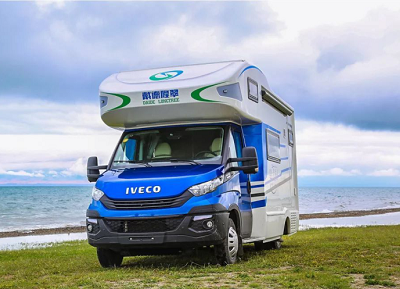 2018新款進口依維柯New Daily房車，隆翠打造！